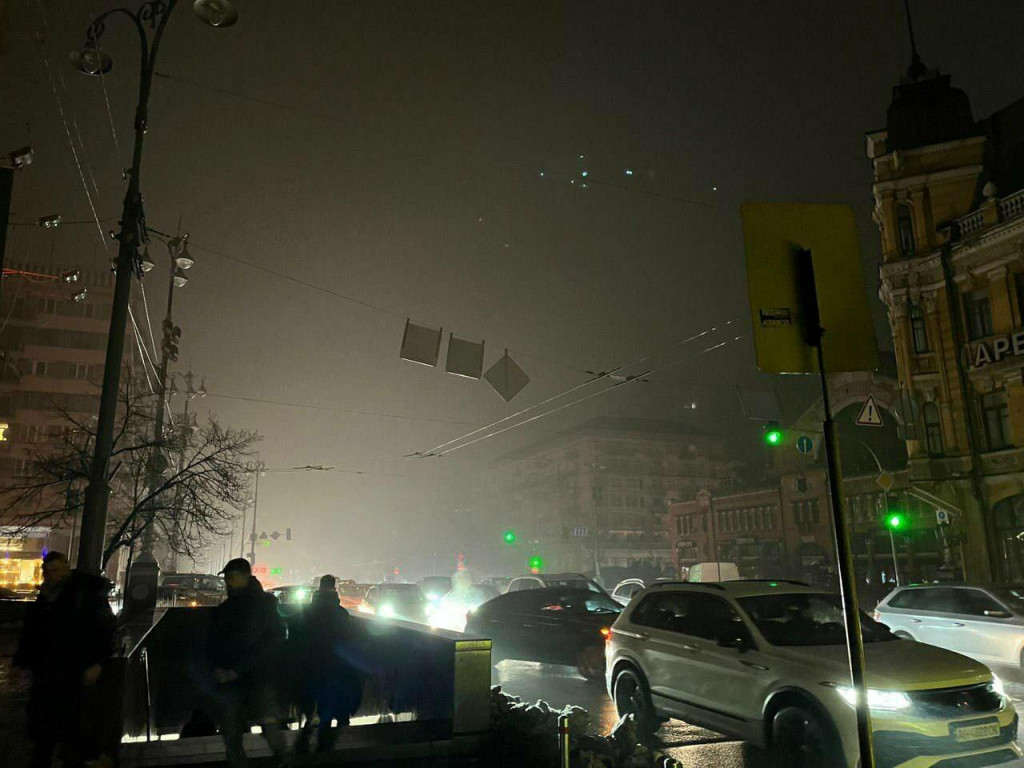 &lt;p&gt;Kijev u mraku&lt;/p&gt;
