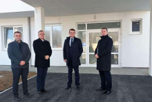 &lt;p&gt;Zvonko Milas s predsjednikom Vlade Županije Posavske obišao novi Dom zdravlja u Orašju&lt;/p&gt;
