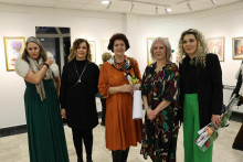 &lt;p&gt;MOSTAR, 7. ožujka (FENA) – Likovna izložba u povodu Međunarodnog dana žena otvorena je u mostarskom Centru za kulturu, a na njoj je svoje radove predstavilo pet amaterskih slikarica. (Foto FENA/Tomislav Glamuzina)&lt;/p&gt;
