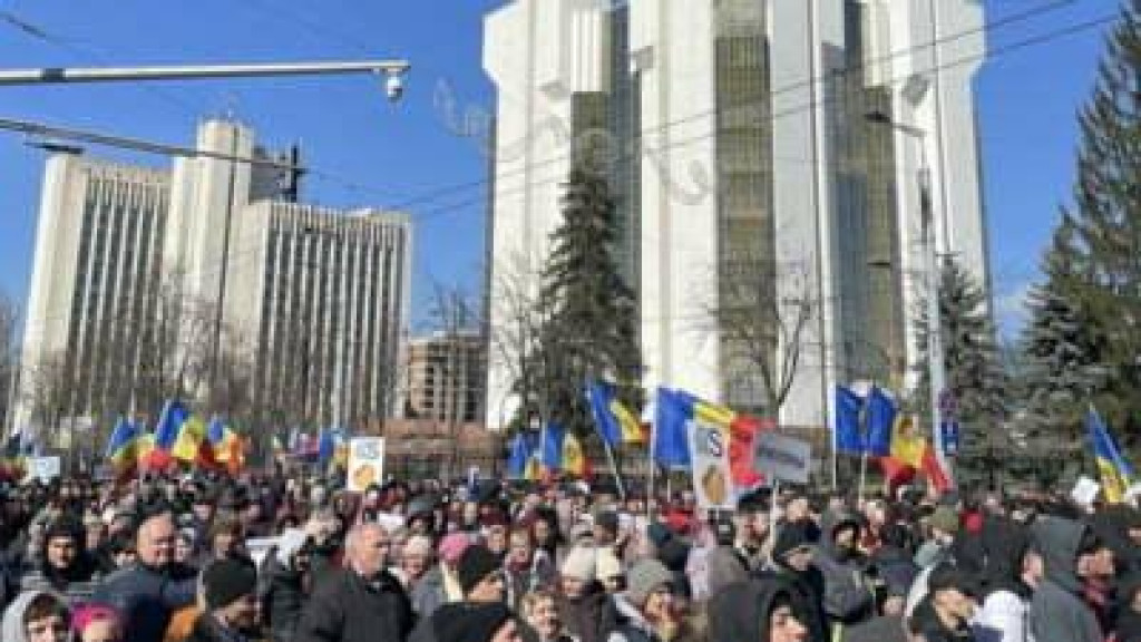&lt;p&gt;Tisuće prosvjednika protiv prozapadne vlade u Moldaviji&lt;/p&gt;
