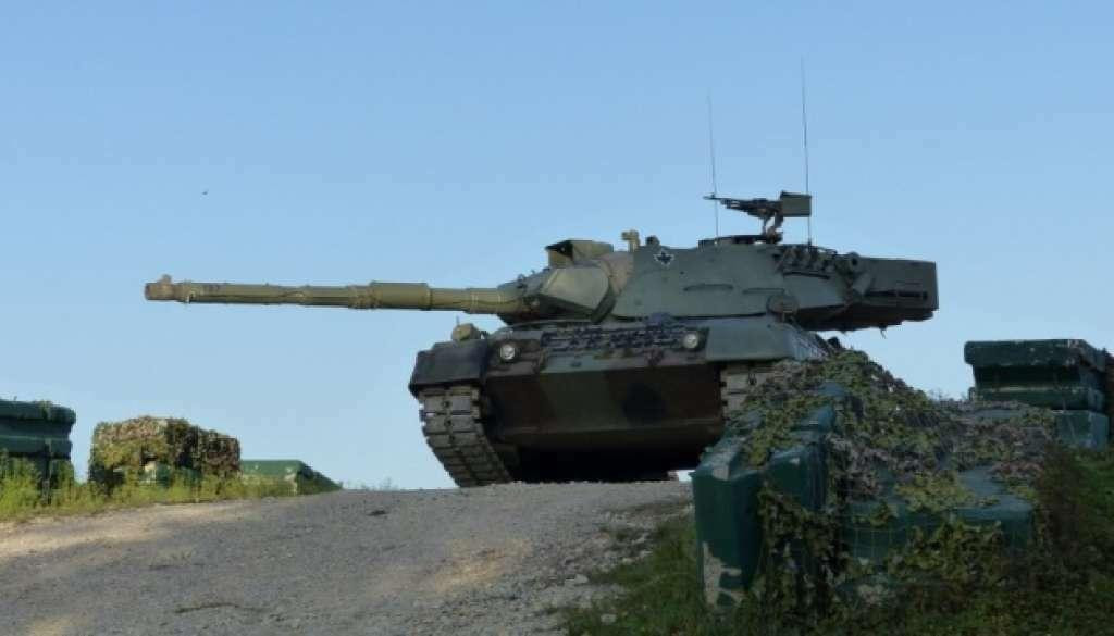 &lt;p&gt;Leopard 2&lt;/p&gt;
