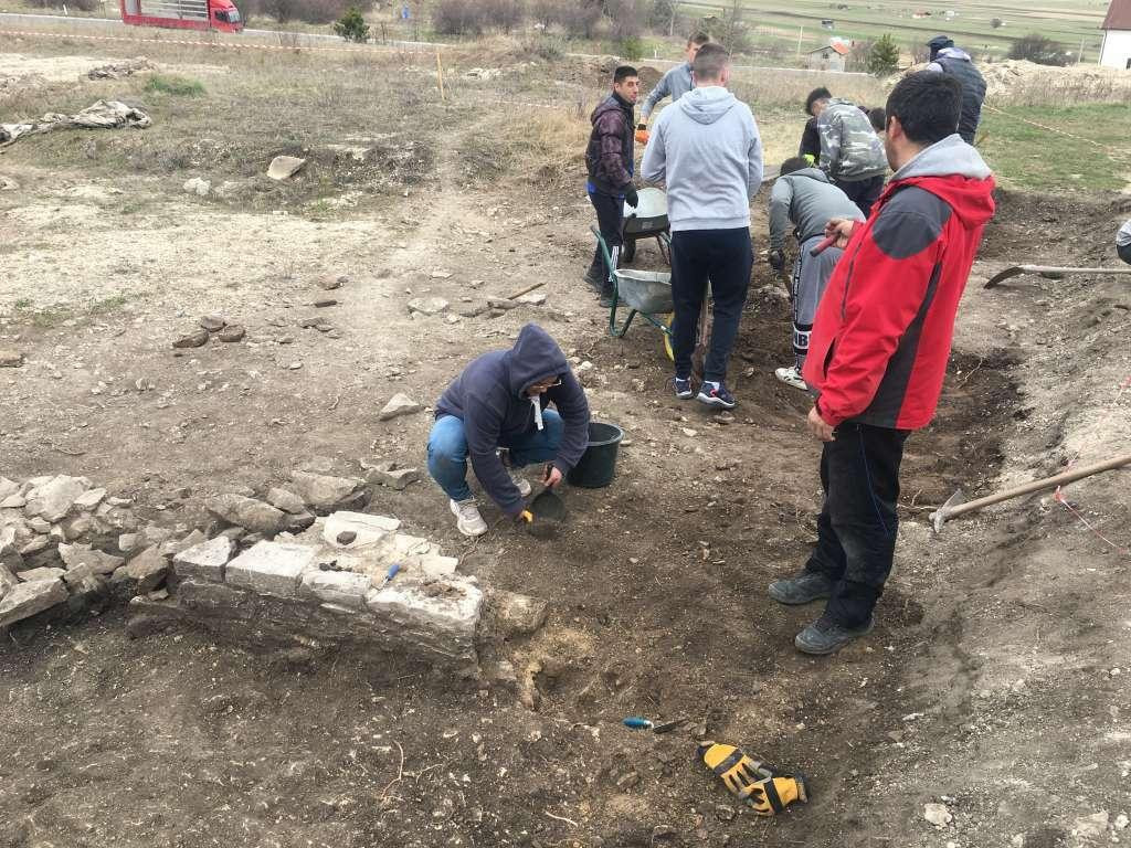 &lt;p&gt;Tomislavgrad: Arheolozi provode dodatna istraživanja u blizini gradskog groblja Karaula&lt;/p&gt;
