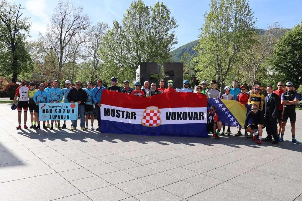 &lt;p&gt;Iz Mostara krenula Biciklistička karavana prijateljstva Mostar - Vukovar&lt;/p&gt;
