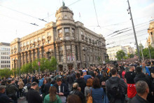 &lt;p&gt;Beograd: Više tisuća građana na prosvjednom skupu &amp;#39;Srbija protiv nasilja&amp;#39;&lt;/p&gt;
