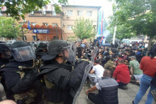 Sukobi prosvjednika i vojnika KFOR-a na sjeveru Kosova