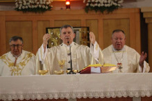 &lt;p&gt;Nadbiskup Vukšić predvodio misu uoči Obiteljskog dana i Dana djedova, baka i starijih osoba&lt;/p&gt;