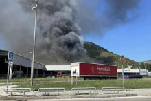 &lt;p&gt;Požar u tvrtki Ferro Keš u Mostaru&lt;/p&gt;