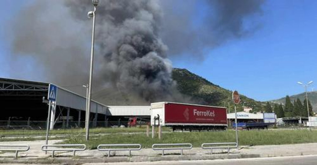 &lt;p&gt;Požar u tvrtki Ferro Keš u Mostaru&lt;/p&gt;