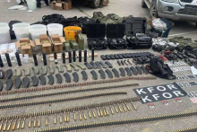 &lt;p&gt;Kosovska policija zaplijenila velike količine oružja od srpskih terorista&lt;/p&gt;