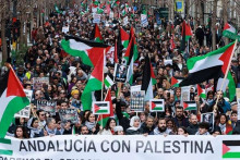&lt;p&gt;Stotine tisuća Španjolaca na ulicama traži zaustavljanje ”genocida u Palestini”&lt;/p&gt;