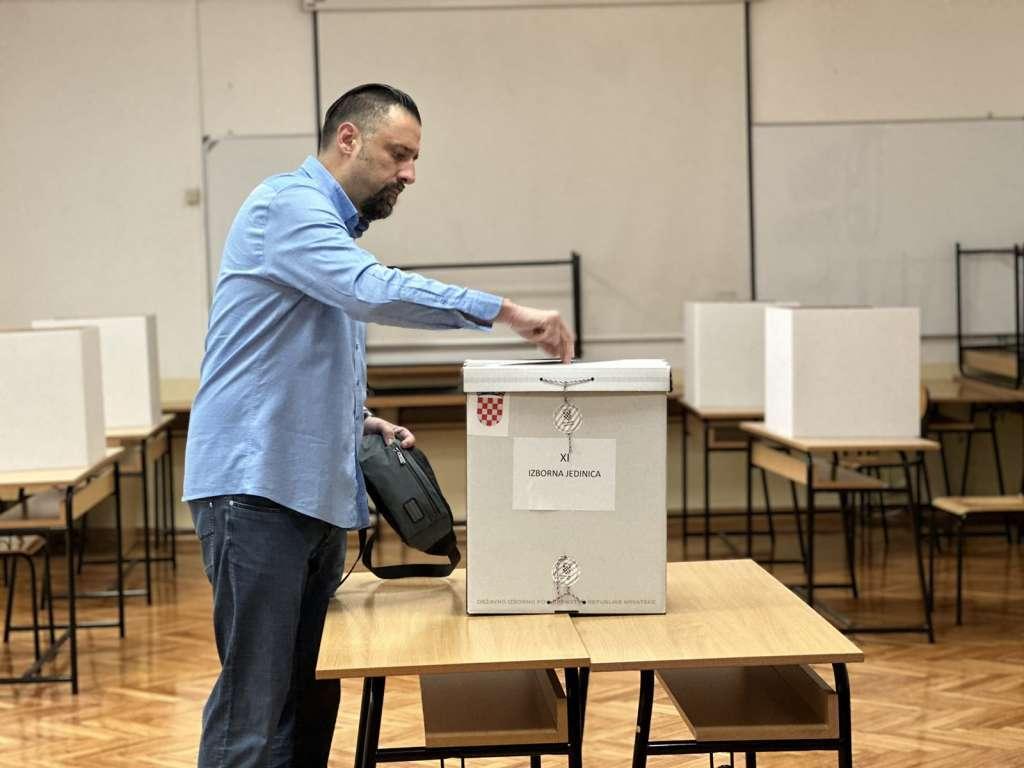 Hrvatski konzul u BiH:: Izbori su protekli u najboljem redu