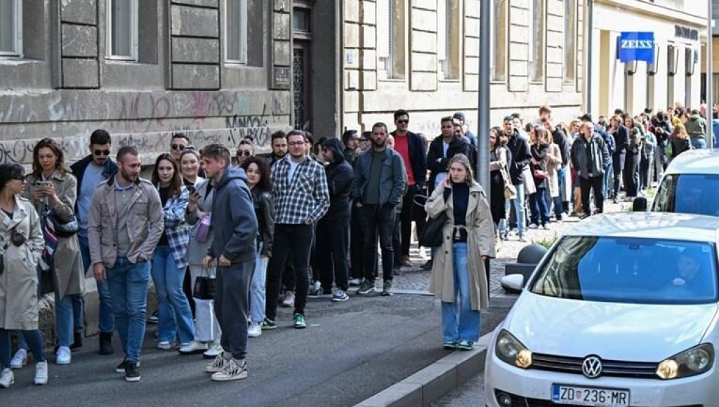 &lt;p&gt;Izbori u Hrvatskoj. Ogroman red na biralištu u Zagrebu&lt;/p&gt;