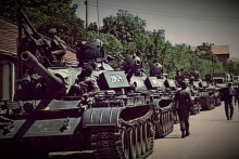 &lt;p&gt;Zaustavljenje tenkova JNA na Pologu 1991. zaustavio je naneoraužani hrvatski narod iz Širokog Brijega&lt;/p&gt;