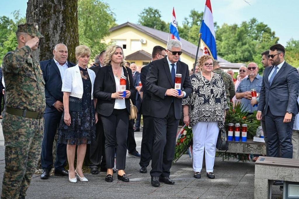 &lt;p&gt;Čović nazočio obilježavanju ”Dana sjećanja 2024.” u Posavskoj Mahali&lt;/p&gt;