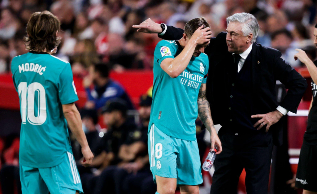 &lt;p&gt;Modrić, Kroos i Ancelotti&lt;/p&gt;