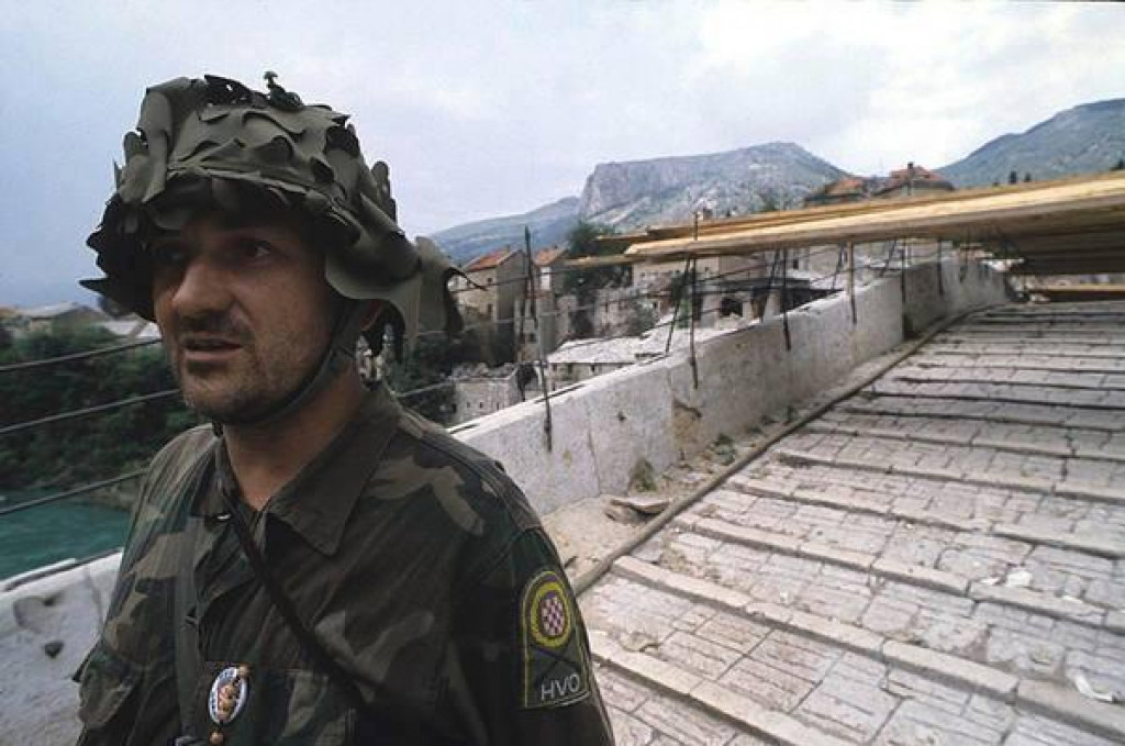 &lt;p&gt;Vojnici HVO-a oslobodili su istočni Mostar i lijevu obalu Neretve od srpskog agresora&lt;/p&gt;