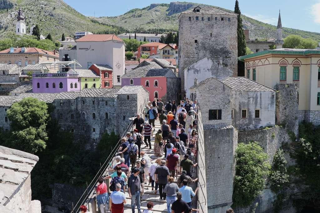 &lt;p&gt;Počela turistička sezona u Mostaru&lt;/p&gt;