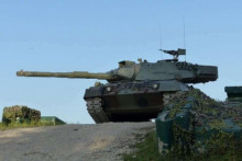 &lt;p&gt;Leopard 2&lt;/p&gt;
