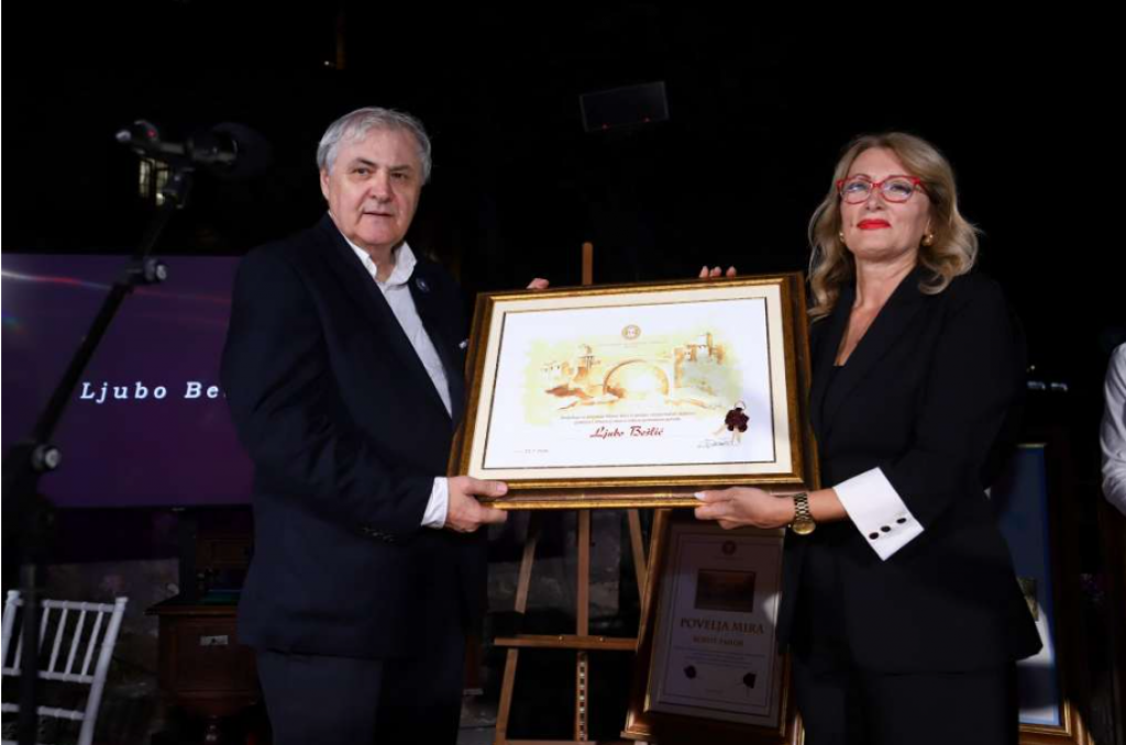 &lt;p&gt;Bivšem gradonačelniku Mostara Ljubi Bešliću posthumno ‘Mimar mira‘&lt;/p&gt;