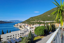 &lt;p&gt;Neum.&lt;/p&gt;